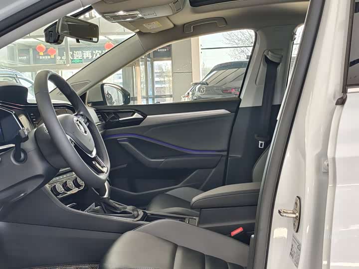 Фото 8 - Volkswagen Sagitar L