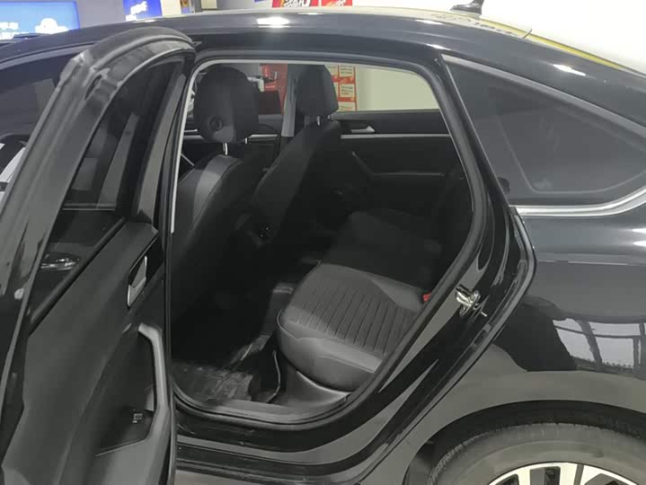 Фото 11 - Volkswagen Lavida