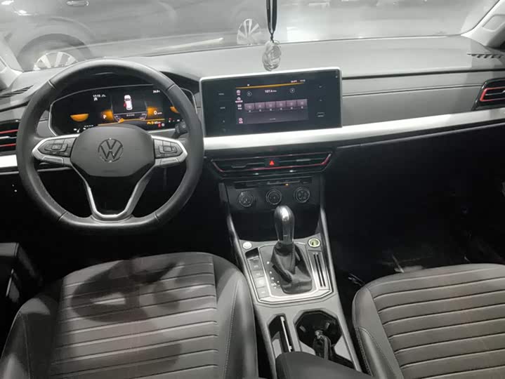 Фото 12 - Volkswagen Lavida