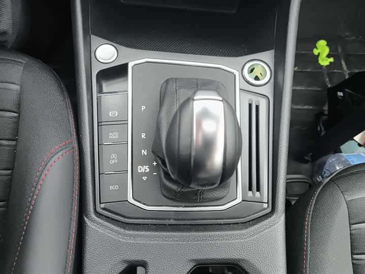 Фото 16 - Volkswagen Lavida