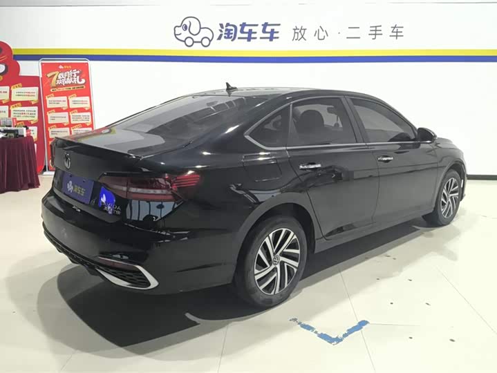 Фото 3 - Volkswagen Lavida