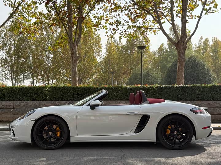 Фото 10 - Porsche 718