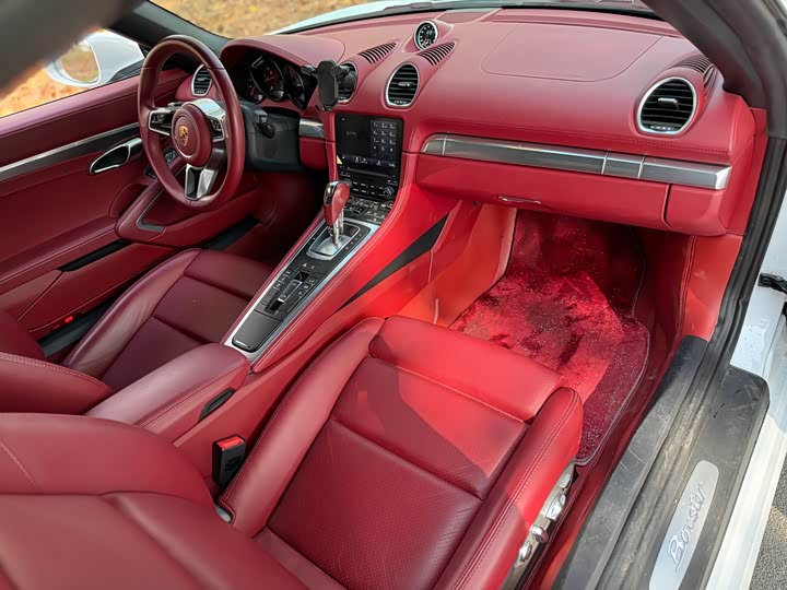 Фото 6 - Porsche 718