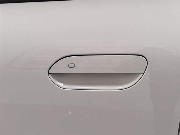 Фото 18 - Geely Galaxy Geome