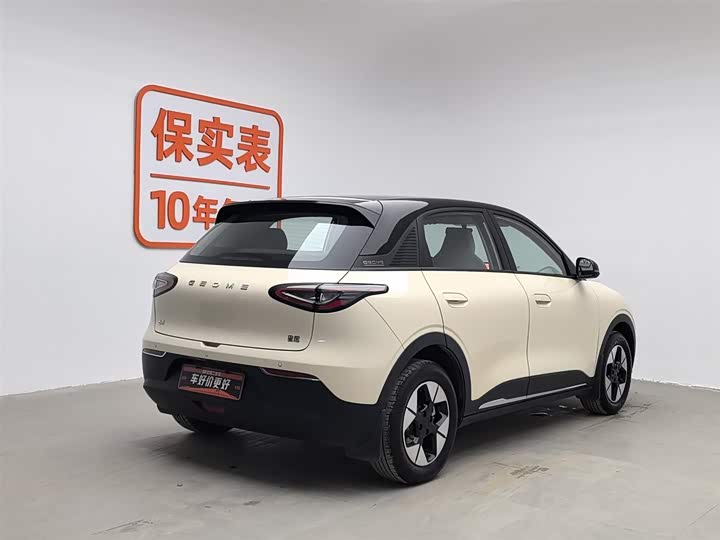 Фото 2 - Geely Galaxy Geome