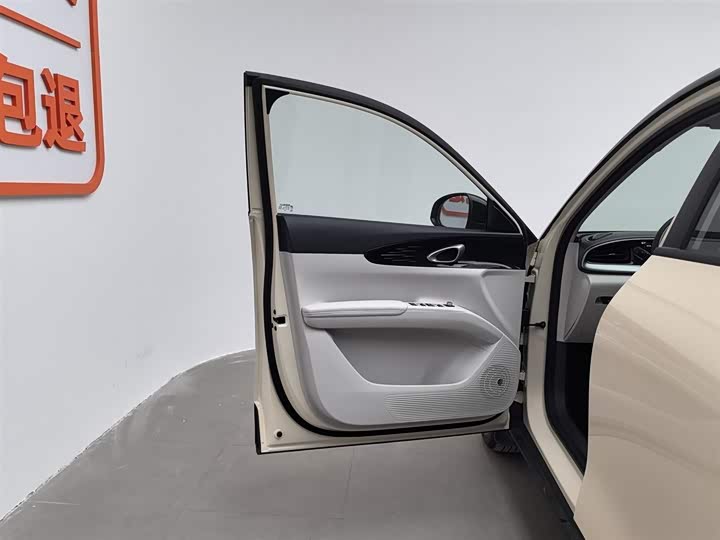 Фото 8 - Geely Galaxy Geome