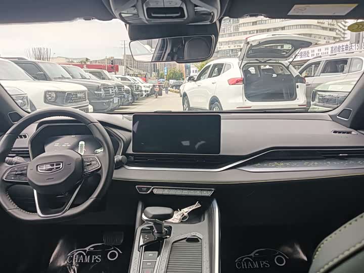 Фото 6 - Geely Preface