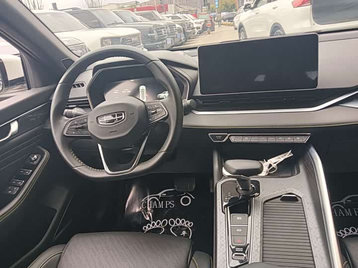 Фото 7 - Geely Preface