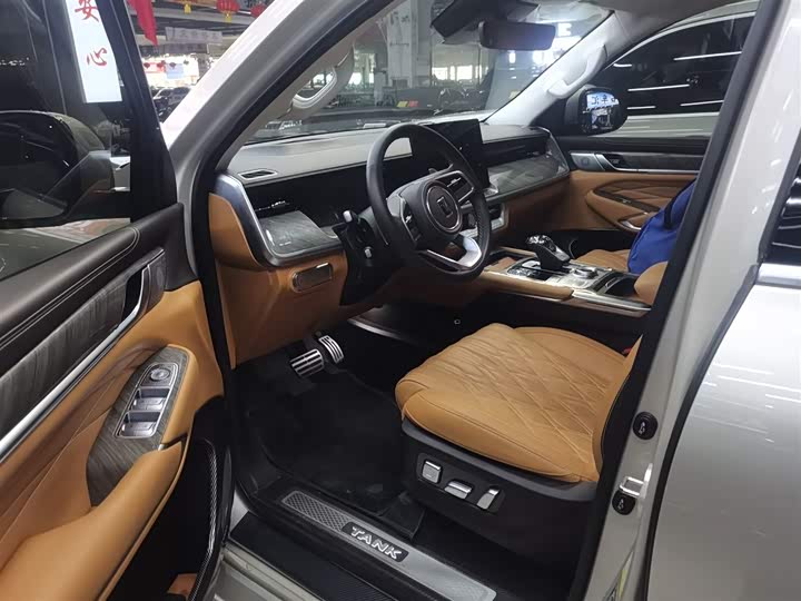 Фото 16 - Tank 500 Hybrid