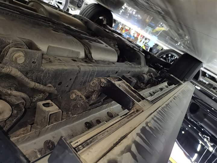 Фото 22 - Tank 500 Hybrid