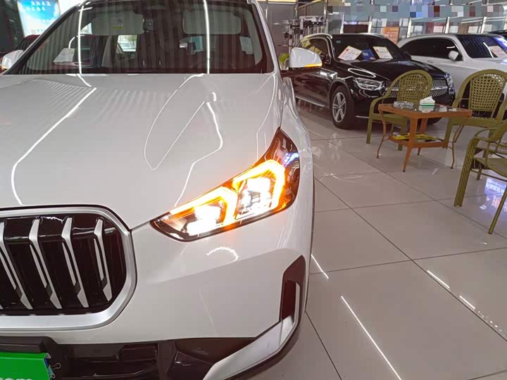 Фото 24 - BMW X1