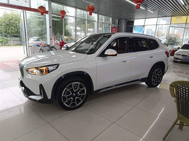 Фото 5 - BMW X1