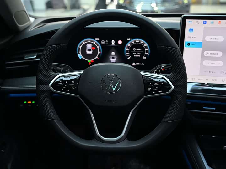 Фото 5 - Volkswagen Magotan