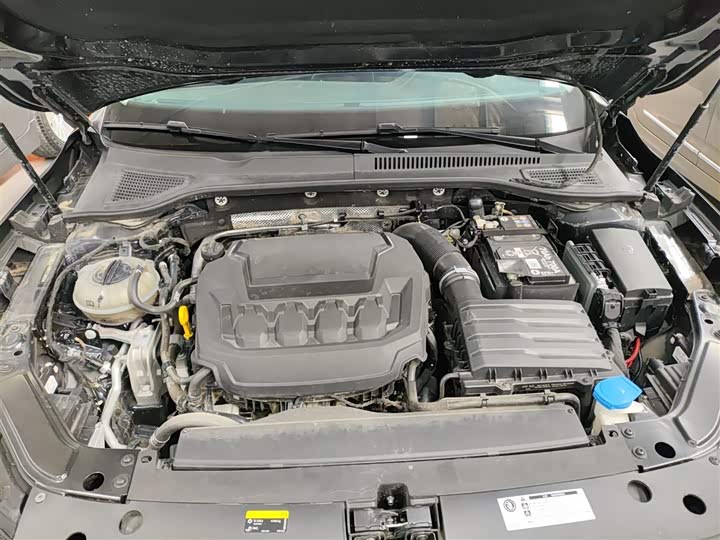 Фото 20 - Volkswagen Passat