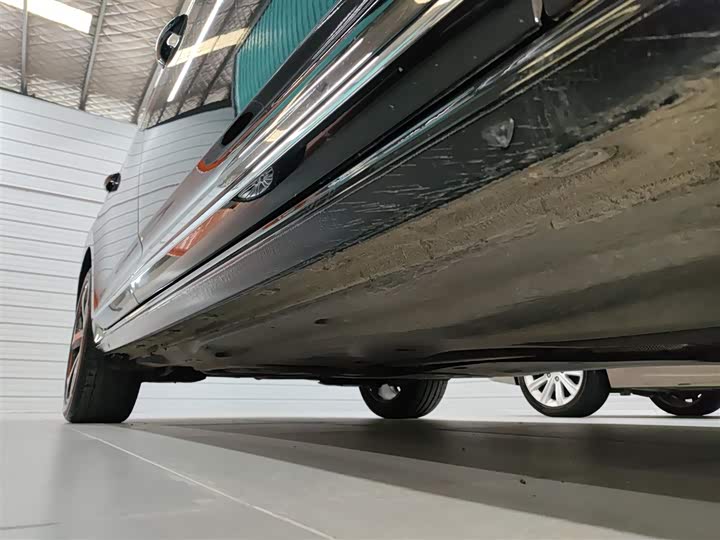 Фото 21 - Volkswagen Passat