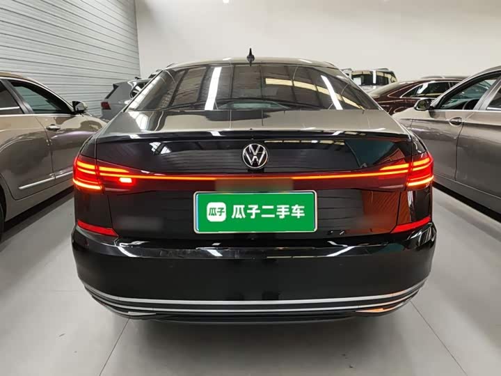 Фото 6 - Volkswagen Passat