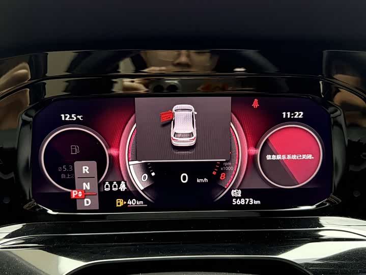 Фото 11 - Volkswagen Golf