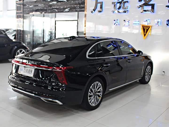 Фото 15 - Hongqi H5