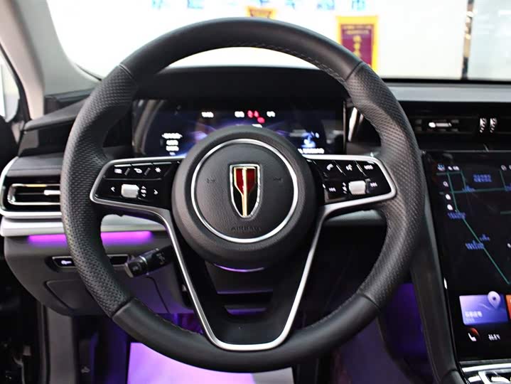 Фото 5 - Hongqi H5