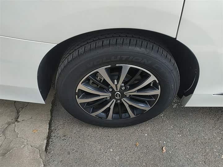 Фото 26 - GAC Trumpchi M8