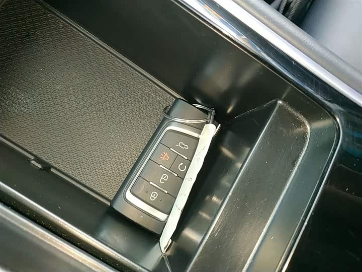 Фото 9 - GAC Trumpchi M8