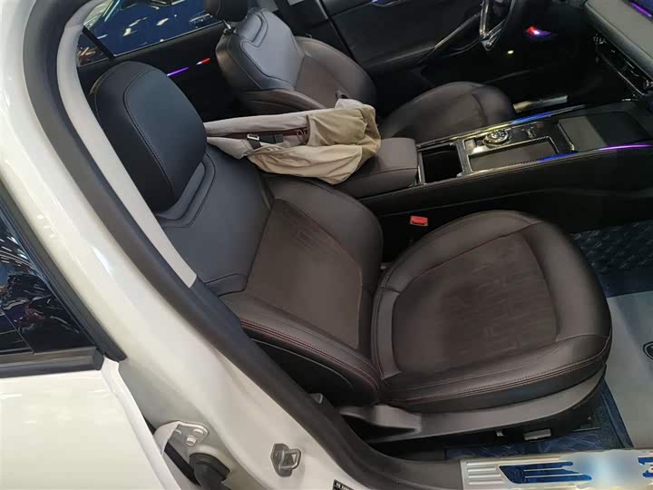 Фото 25 - Ford Mondeo