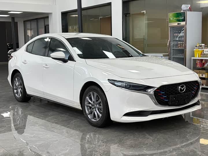 Фото 3 - Mazda 3 (Axela)
