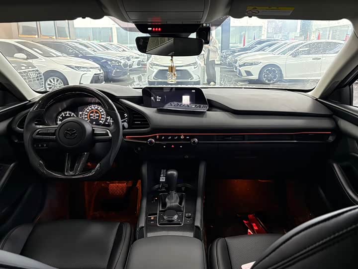 Фото 9 - Mazda 3 (Axela)