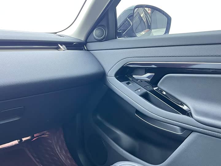 Фото 15 - Land Rover Range Rover Evoque L