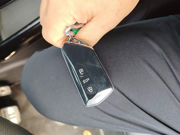 Фото 9 - Volkswagen ID.4 X