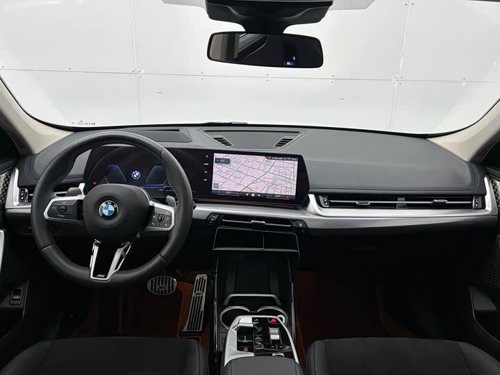 Фото 15 - BMW X1