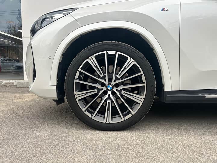 Фото 18 - BMW X1