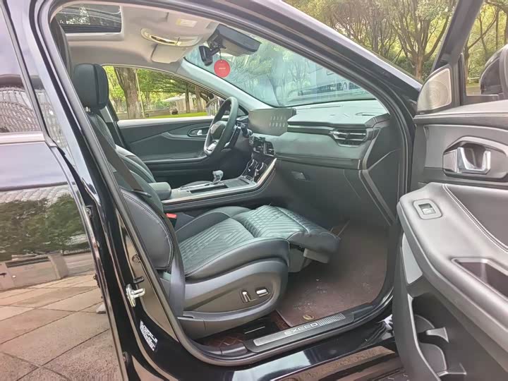 Фото 5 - Exeed TXL