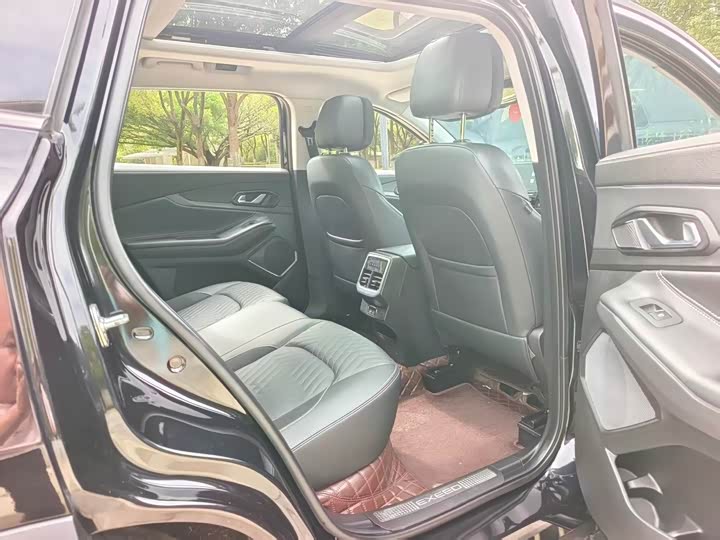 Фото 8 - Exeed TXL