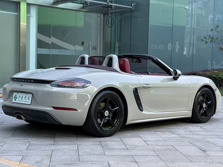 Фото 19 - Porsche 718