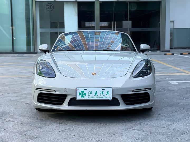 Фото 2 - Porsche 718