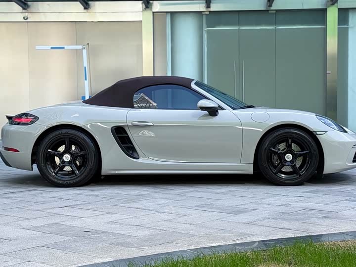 Фото 22 - Porsche 718