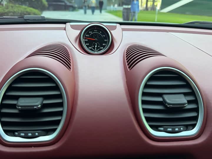 Фото 8 - Porsche 718