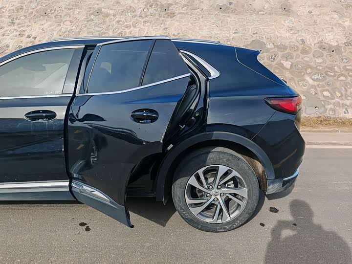 Фото 13 - Buick Envision Plus