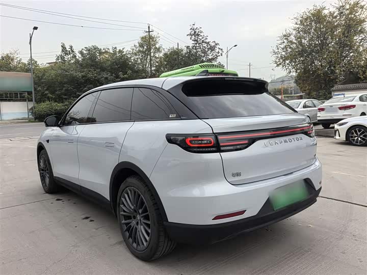 Фото 8 - Leapmotor C11