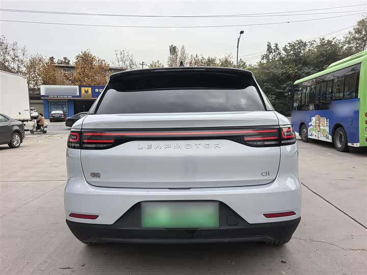 Фото 9 - Leapmotor C11