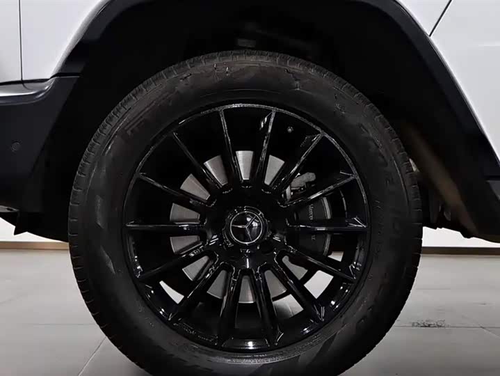 Фото 6 - Mercedes-Benz G-Class