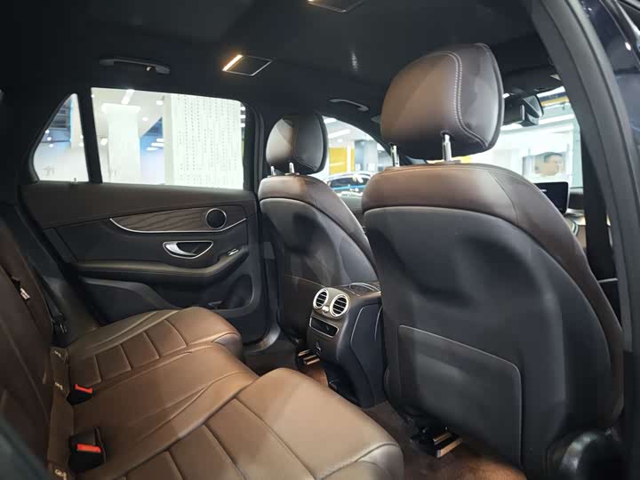 Фото 12 - Mercedes-Benz GLC-Class