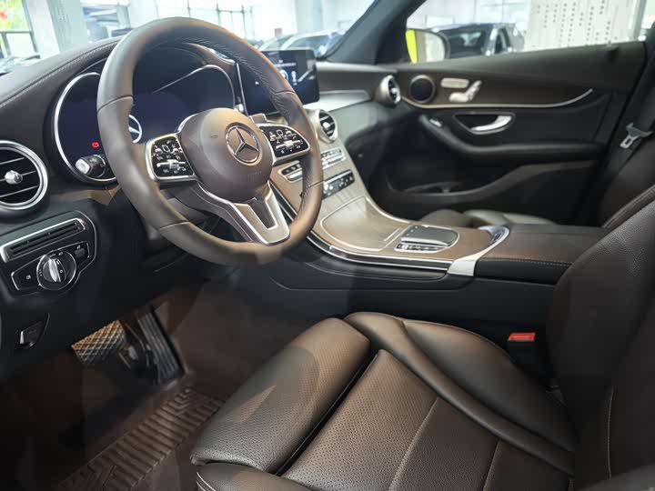 Фото 5 - Mercedes-Benz GLC-Class