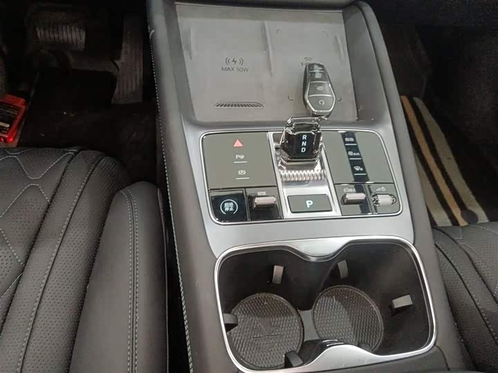 Фото 14 - BYD Sea Lion 07 EV