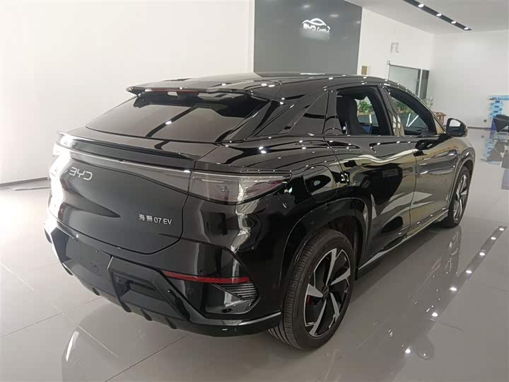 Фото 7 - BYD Sea Lion 07 EV