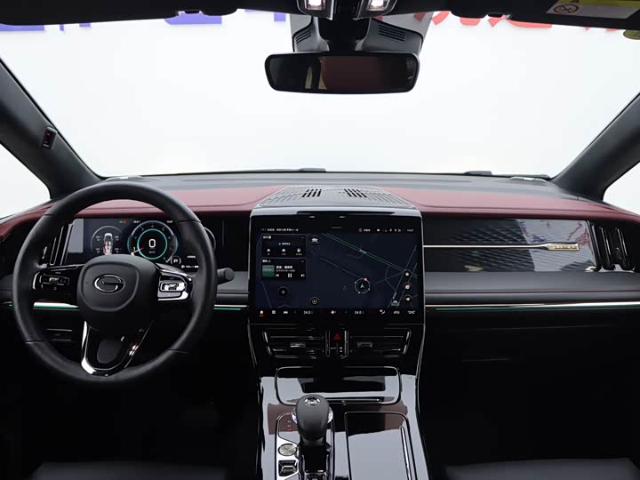 Фото 21 - GAC Trumpchi M8