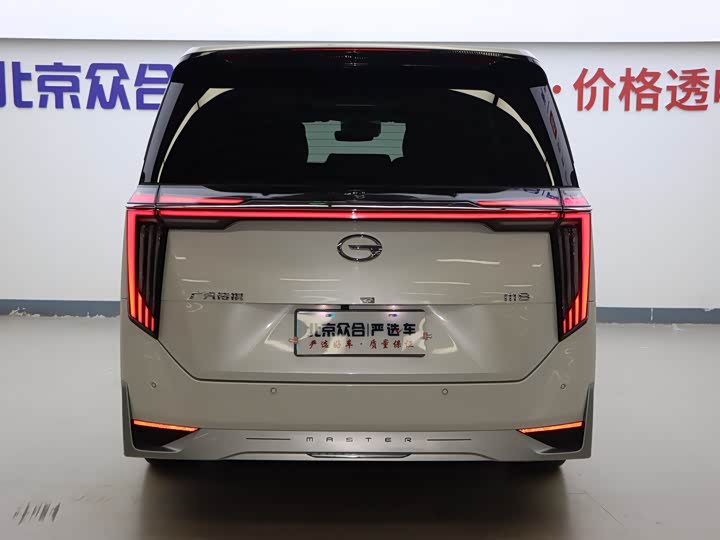 Фото 31 - GAC Trumpchi M8