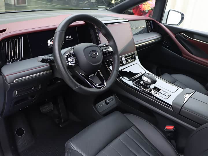 Фото 7 - GAC Trumpchi M8