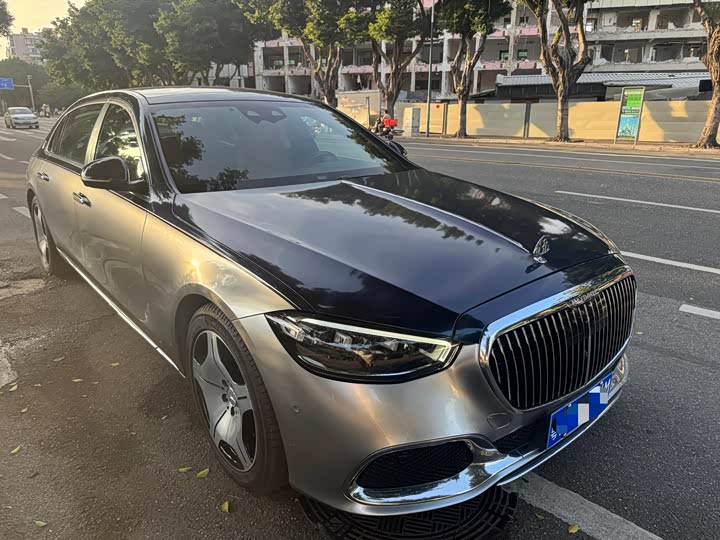 Фото 1 - Mercedes-Benz Maybach S-Class